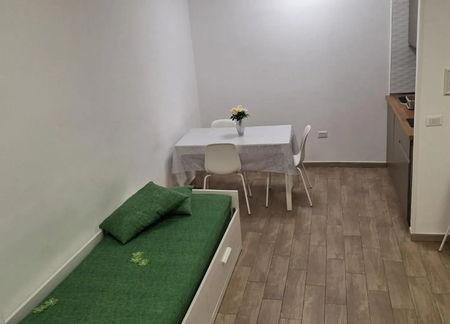 Salvatore Tommasi 43 Centro Storico Naples Apartment